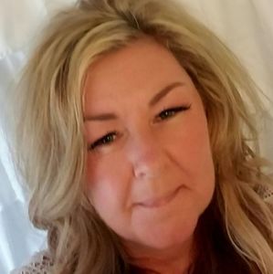 Meet your Posher, Stacie